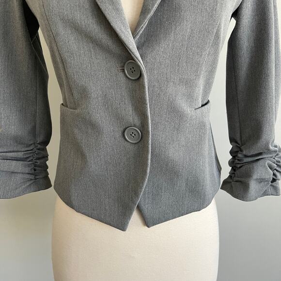 Express Factory 2 Button Blazer Jacket Ruched Sleeves 3/4 Gray Size 0 - Picture 3 of 12